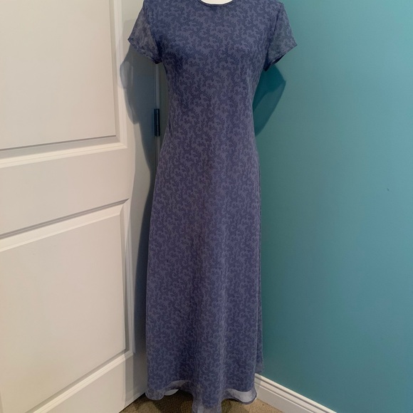 Ann Taylor Loft maxi dress, size 6. - Picture 4 of 7